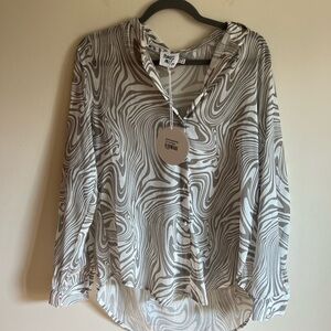 NWT Princess Polly | Long sleeved pattern beige shirt